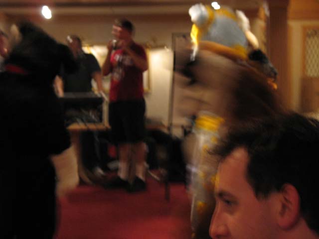 034-fursuitdance.jpg